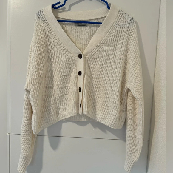 Urban Outfitters Ivory Button Up Cropped Knit Cardigan - Picture 1 of 6
